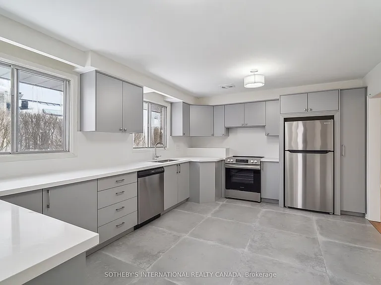 201 Fenn Ave — Photo 1