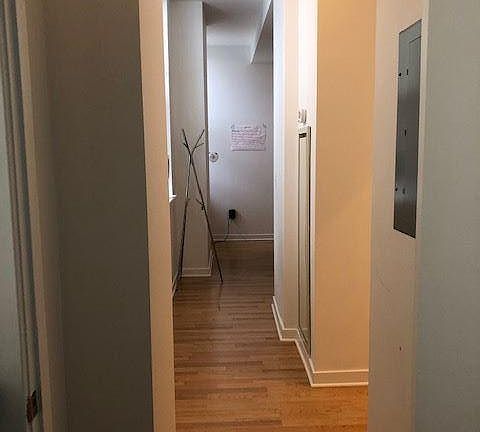 4th image of 3301 Henry Ave #516
