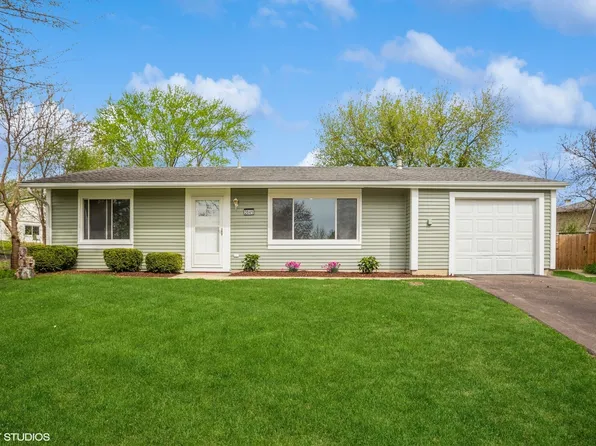 2041 Chaplin Ct, Hanover Park, IL 60133