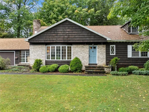 10 Tanglewood Rd, New Hartford, NY 13413