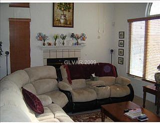 1st image of 7900 Leavorite Dr