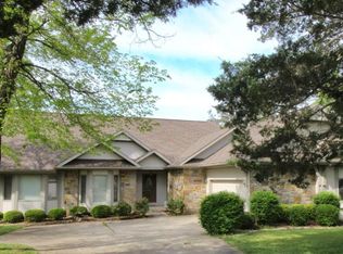 1106 Ledgestone Ln, Branson West, MO 65737