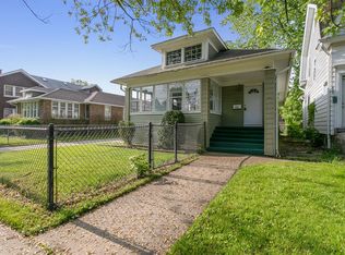 421 W Ridgeland Ave, Waukegan, IL 60085