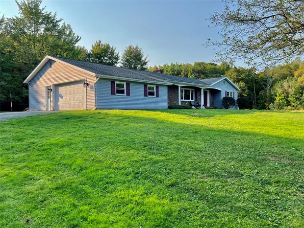 9440 Dewey Rd, Waterford, PA 16441