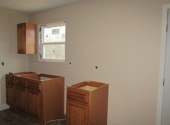 5th image of 140 Mena Ln