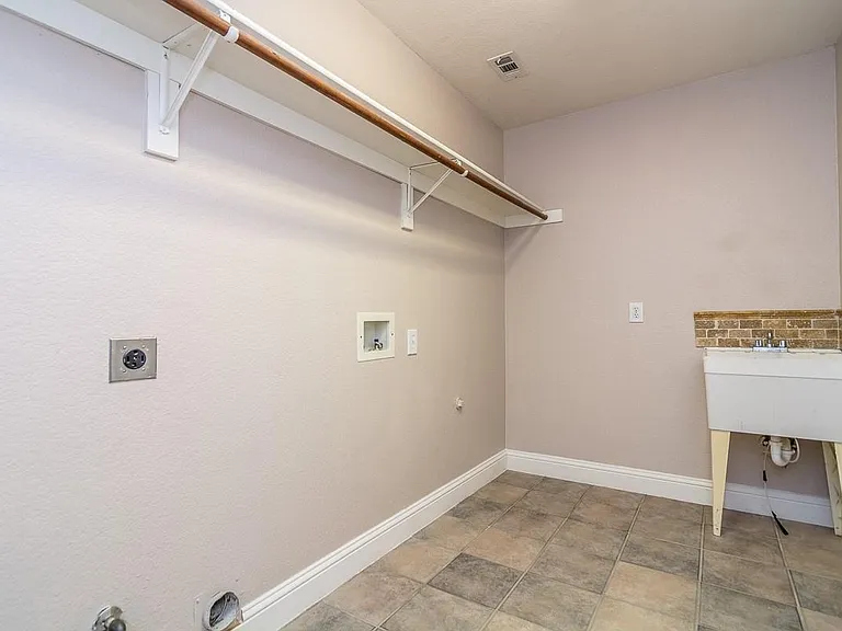 5512 Glenview Ln — Photo 19