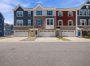 1719 Ark Royal Rd, Chesapeake, VA 23323