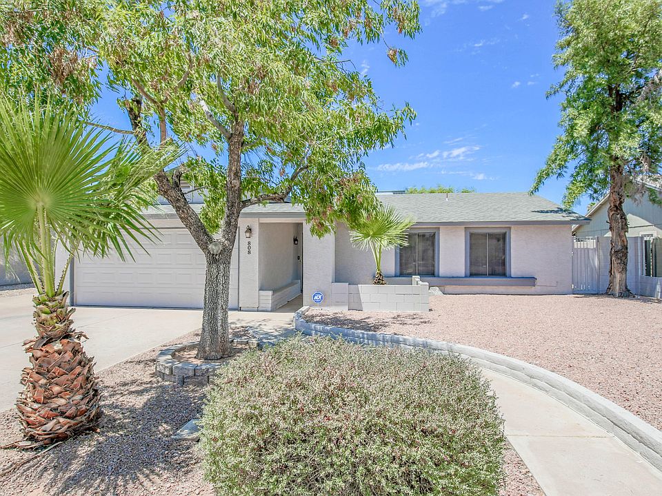 1st image of 808 W Nopal Pl