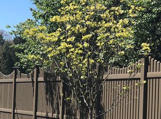 751 Delaware Ave, Akron, OH 44303