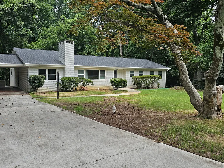 1436 Lachona Ct NE — Photo 2