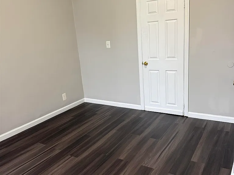 631 Garfield Ave #2 — Photo 6