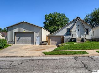 1608 Polk St, Omaha, NE 68107