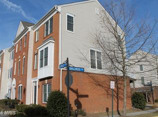 25392 Shipley Ter, Chantilly, VA 20152