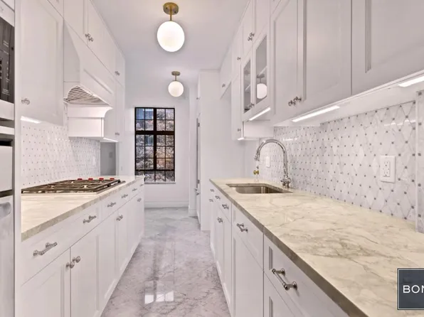 230 East 50th Street image 1 of 6