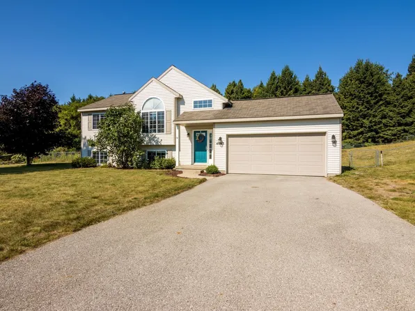 4643 Rokos Ct, Traverse City, MI 49685