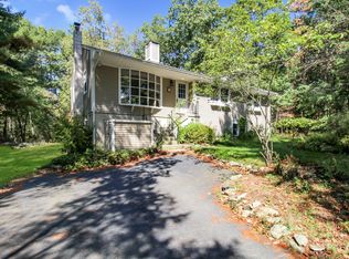 10 Upland Dr, Garrison, NY 10524