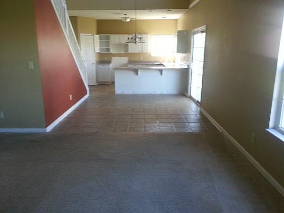 5th image of 8218 Twin River Dr