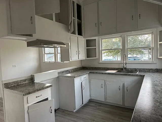 920 Roosevelt Dr — Photo 32
