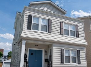 564 S Clinton St, East Orange, NJ