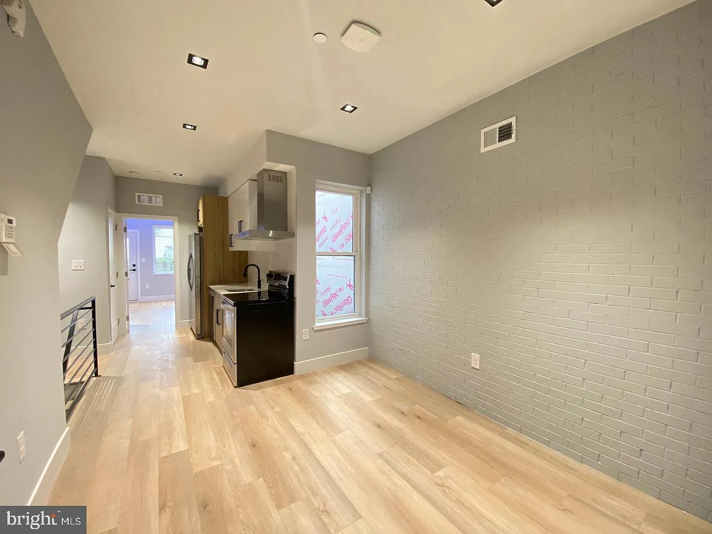 1714 N Bouvier St — Photo 4