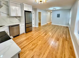 7 Ward St #11, Somerville, MA 02143
