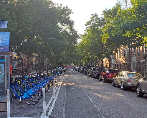 Rented by New York Residence | media 12