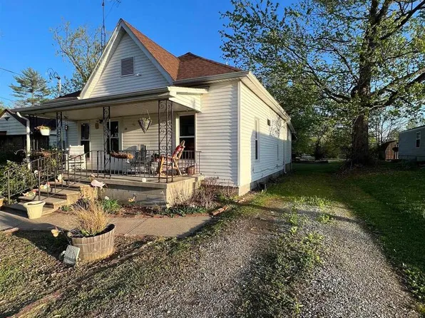 509 W Matthew St, Sesser, IL 62884