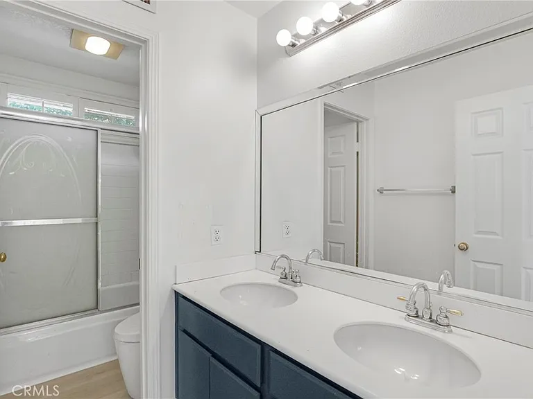 20871 Betron St — Photo 29