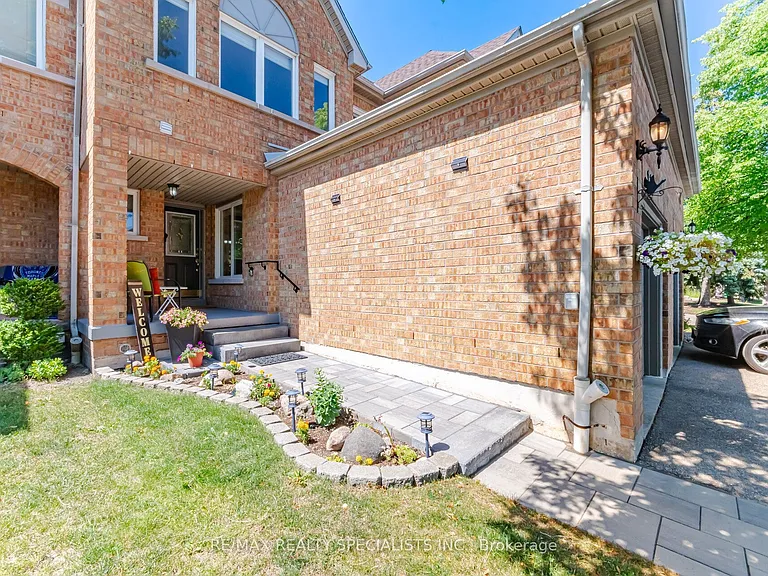 5230 Glen Erin Dr #119 — Photo 6
