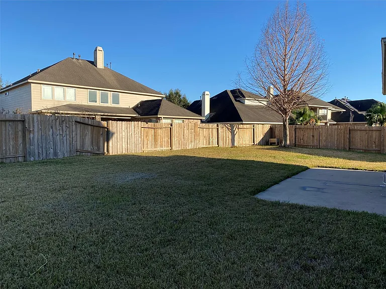 10930 Reston Point Dr — Photo 25