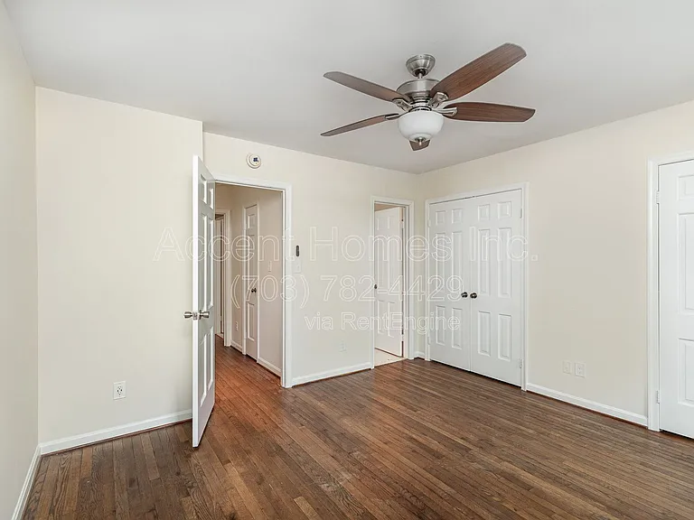 449 Old Town Ct — Photo 17