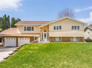 3528 Monticello Ave, Waterloo, IA 50701