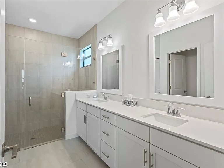 Ridgeline Dr — Photo 16