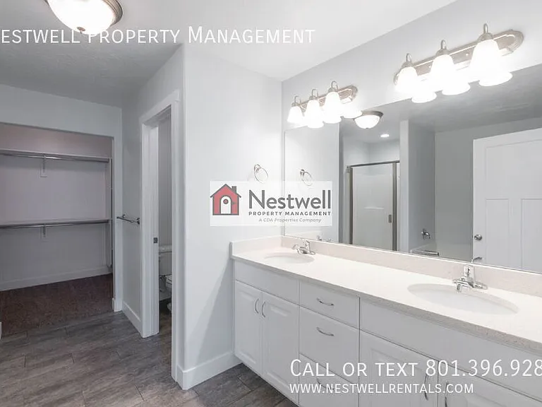 3596 E Ruby Ln — Photo 11