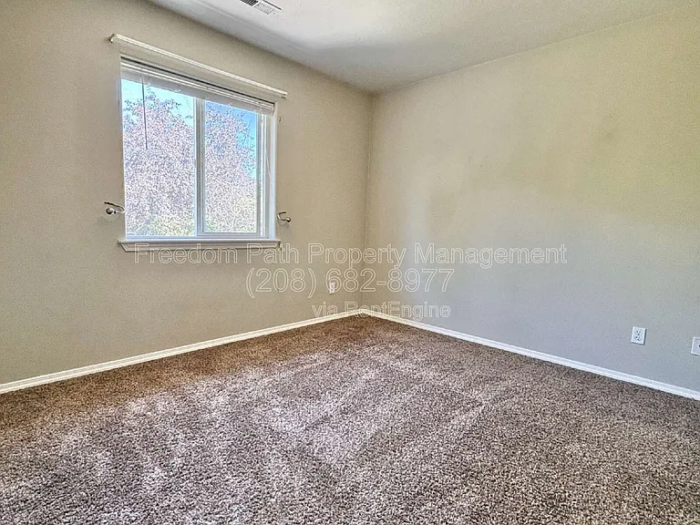 1955 W Ridgemont Ave — Photo 18