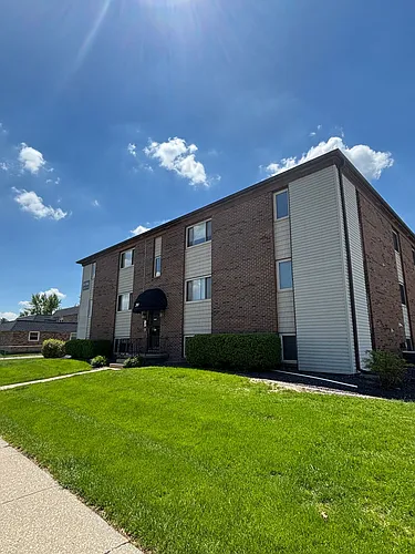 201 S Regency Dr Photo 1