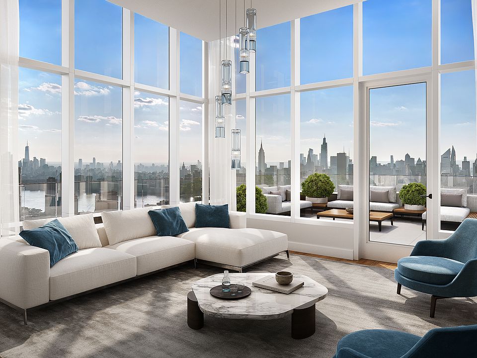 1st image of 2315 44th Dr #Penthouse 2c