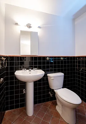 Sold by Katina Corporation | media 31