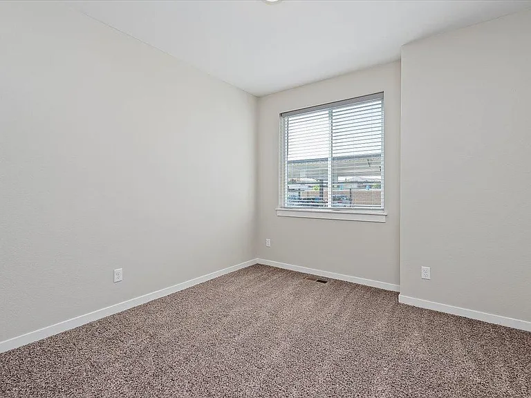 The Summit Apartments — Photo 85