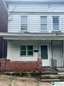 374 W Snyder Ave, Lansford, PA, 18232