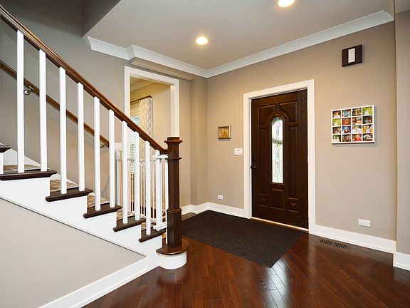 3rd image of 1843 Ashland Ave