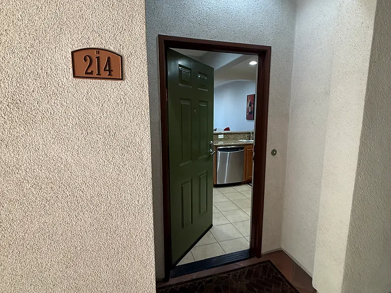 Welcome to Unit #214~!