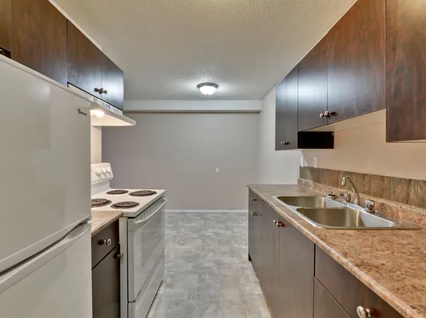 MacKenzie Apartments