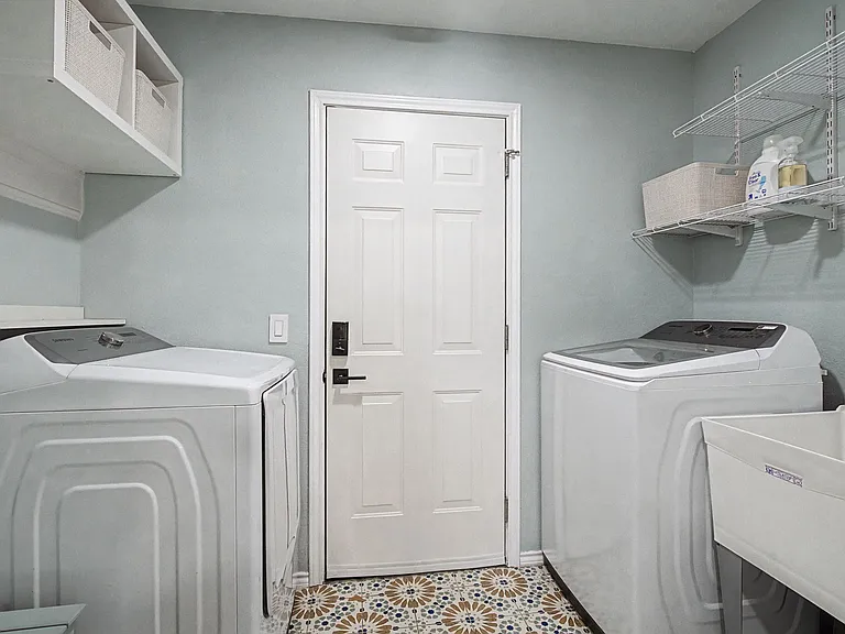 1203 Babbling Brook Dr — Photo 27