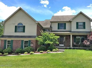 5509 Star Flower Dr, Haslett, MI 48840