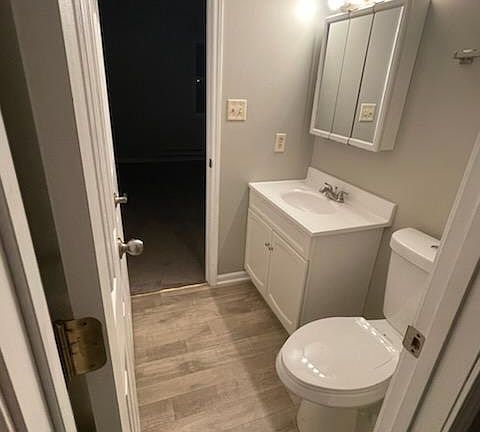 5th image of 5216 Bahia Dr