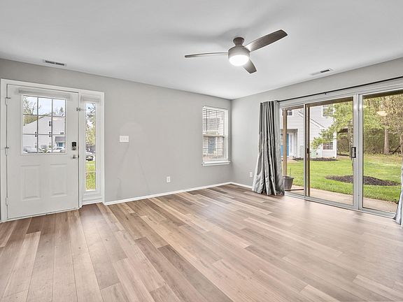 3rd image of 603 Quail Rd