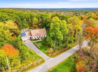 29 Miscoe Rd, Mendon, MA 01756