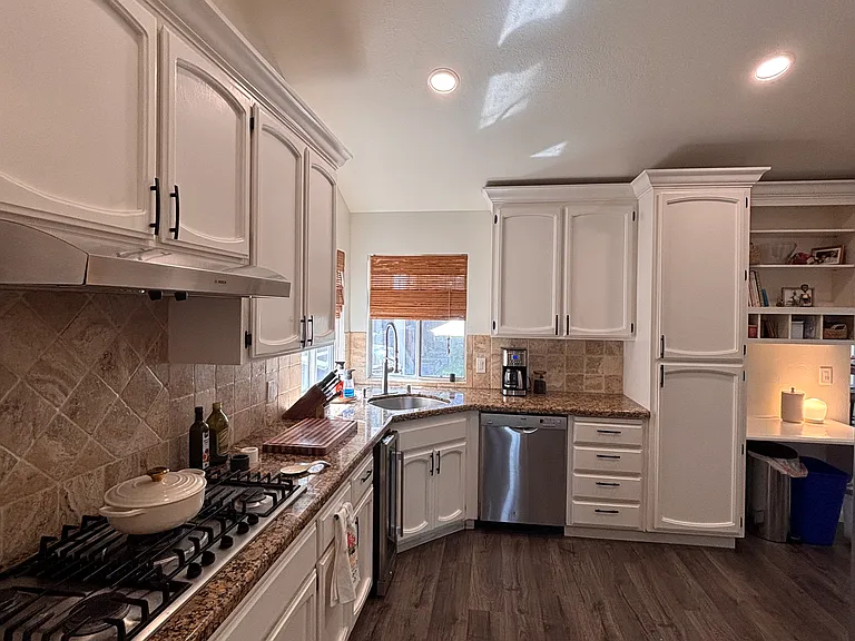 417 S Lexington Dr — Photo 6