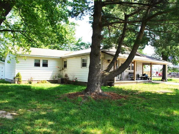 1602 N Lewis St, Dexter, MO 63841